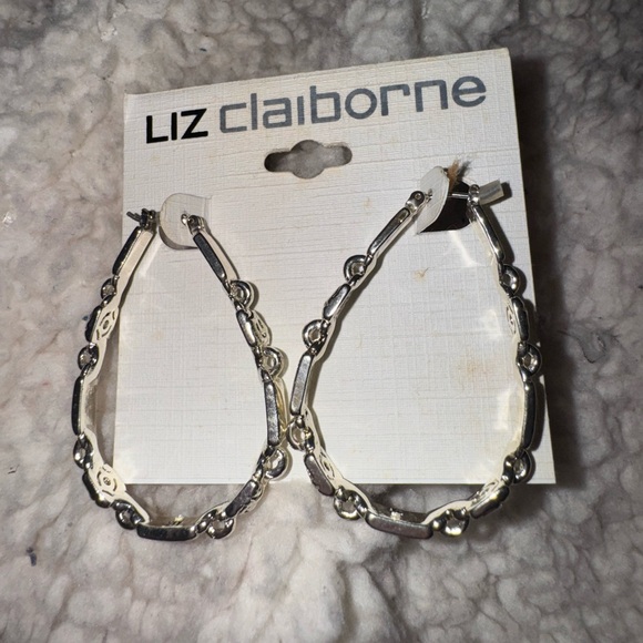 Liz Claiborne Silver Tone Earrings - Picture 1 of 3